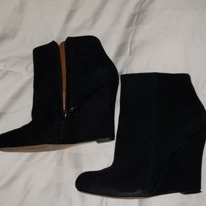Sam Edelman Wilma suede bootie